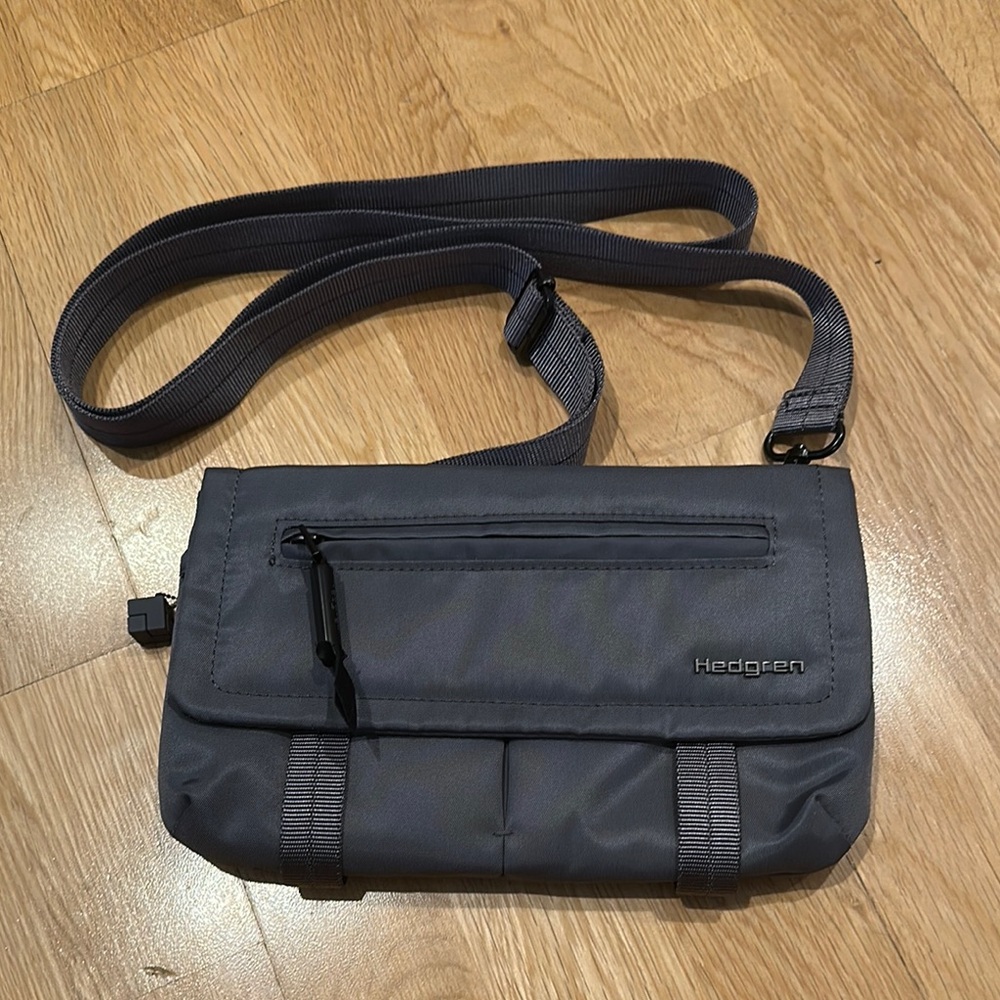 Hedgren Sustain Sadie Crossbody Bag